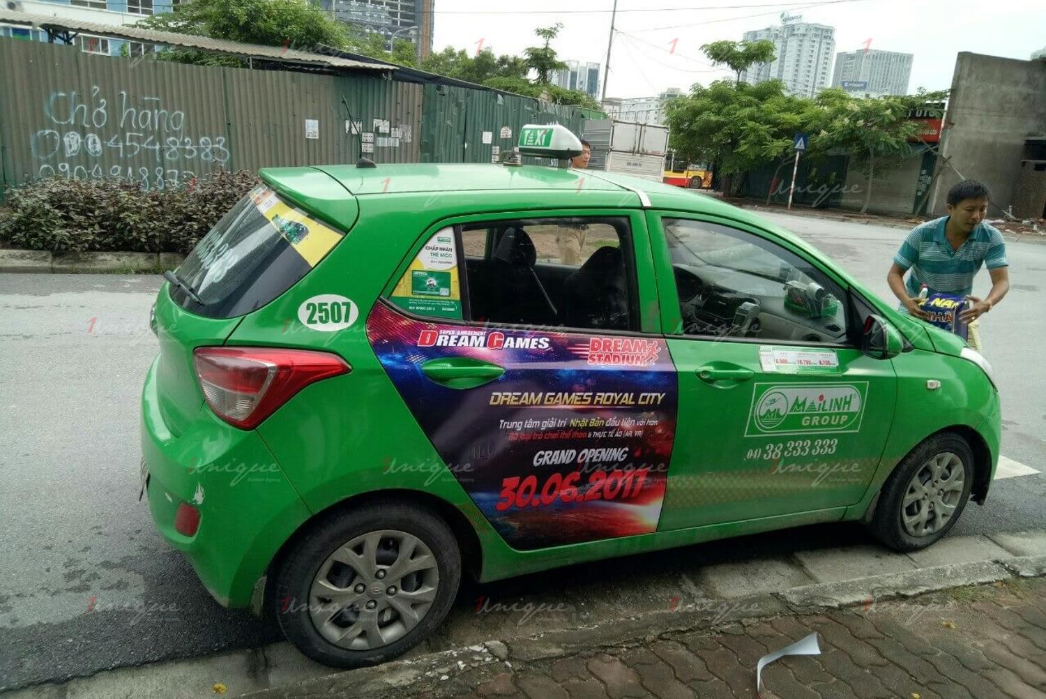 quảng cáo taxi