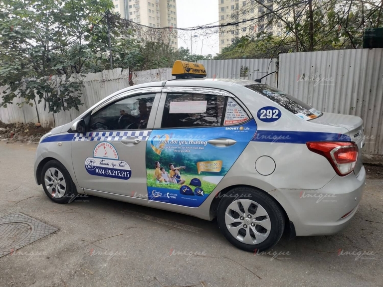 bảo việt life quảng cáo trên taxi