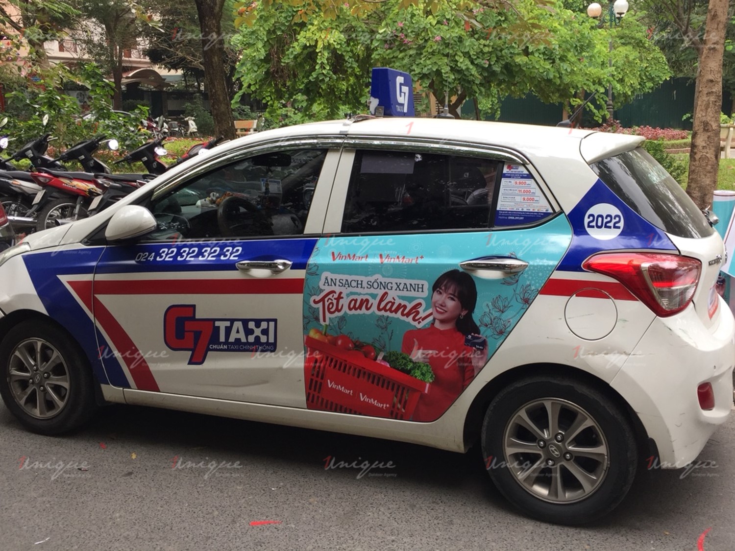 Chiến dịch quảng cáo trên taxi của VinMart