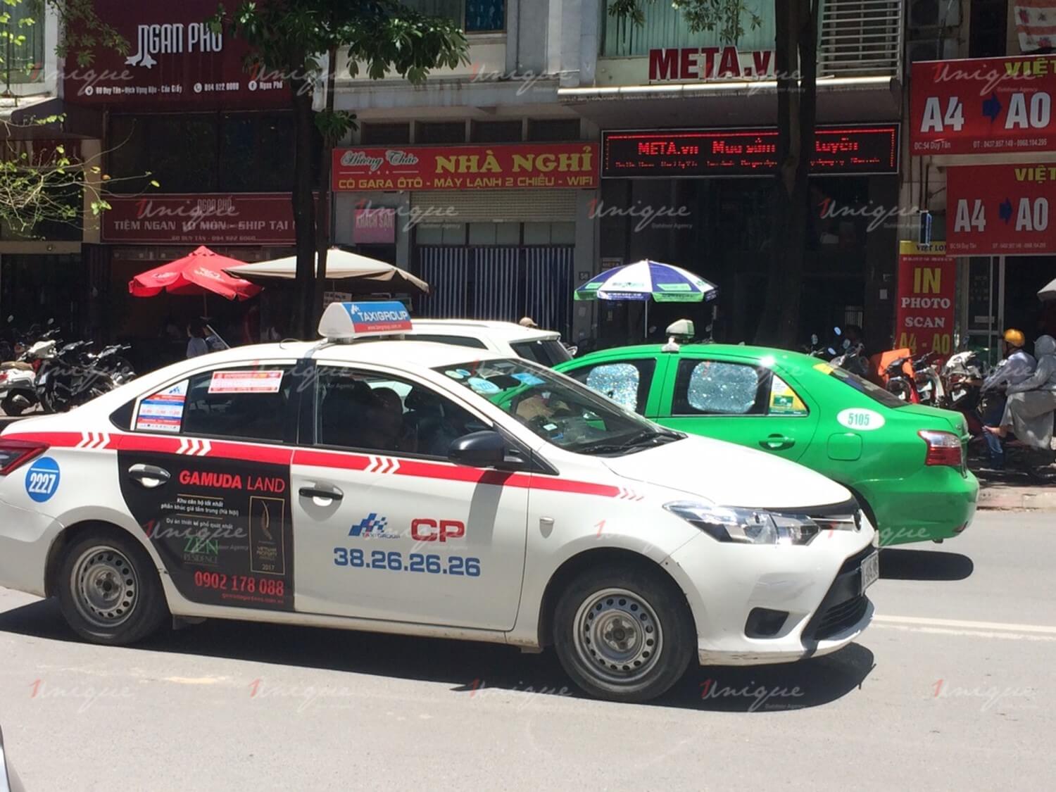 Dịch vụ quảng cáo trên taxi Group