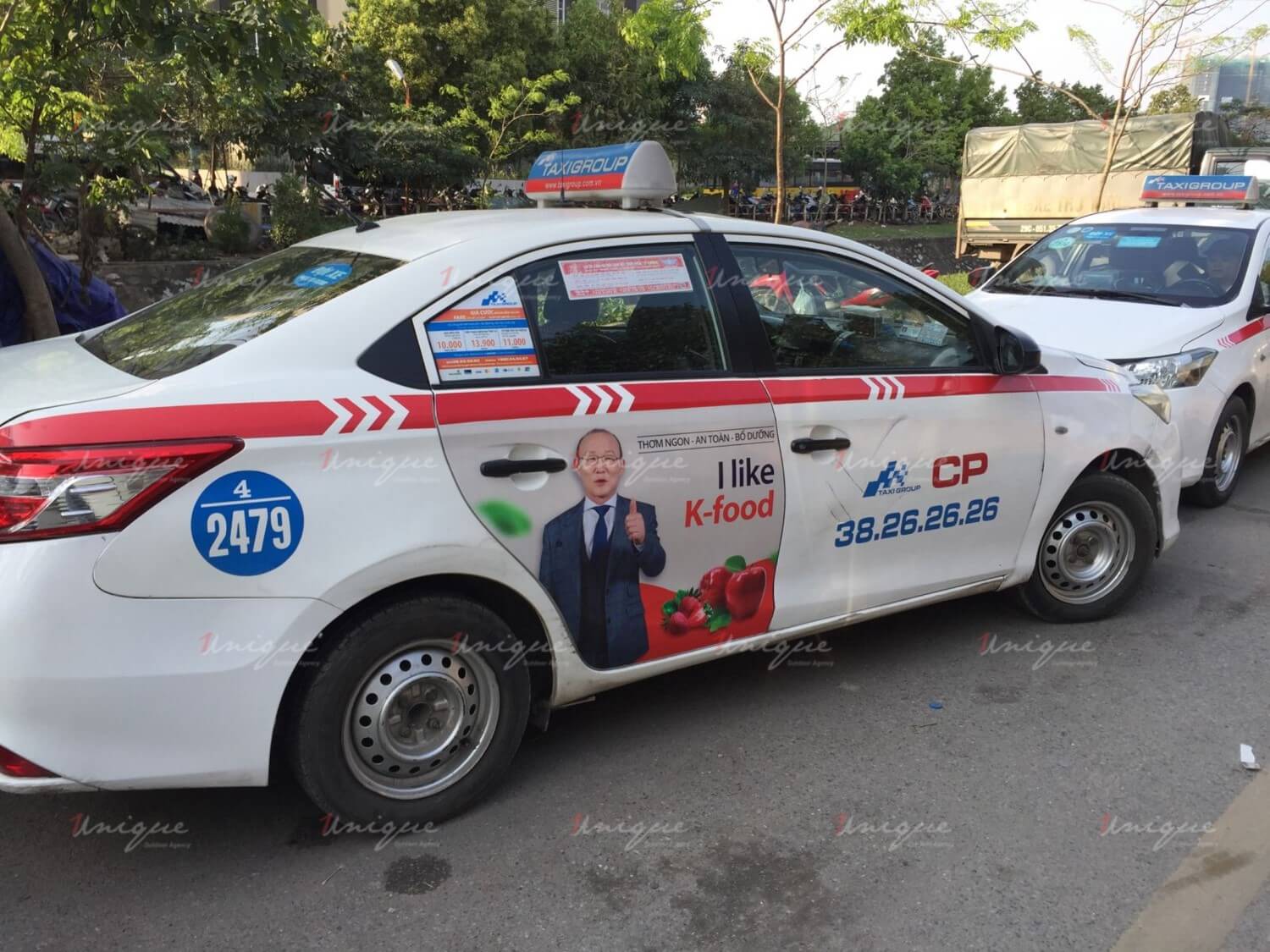 Dịch vụ quảng cáo trên taxi Group